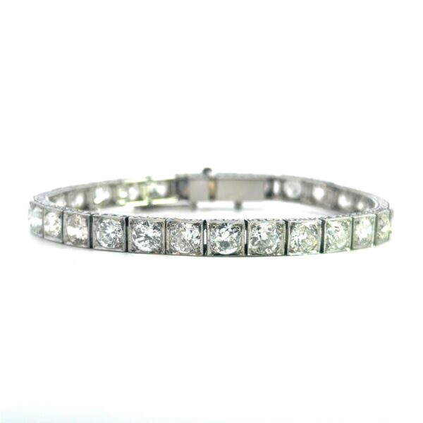 Art Deco Platinum Bracelet with 10.69ct Old Mine Cut Diamonds
